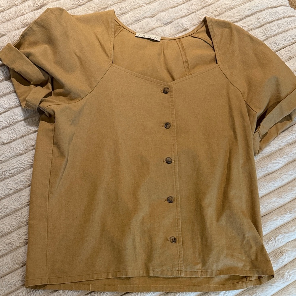 NA NIN • Linen Button-Up Top